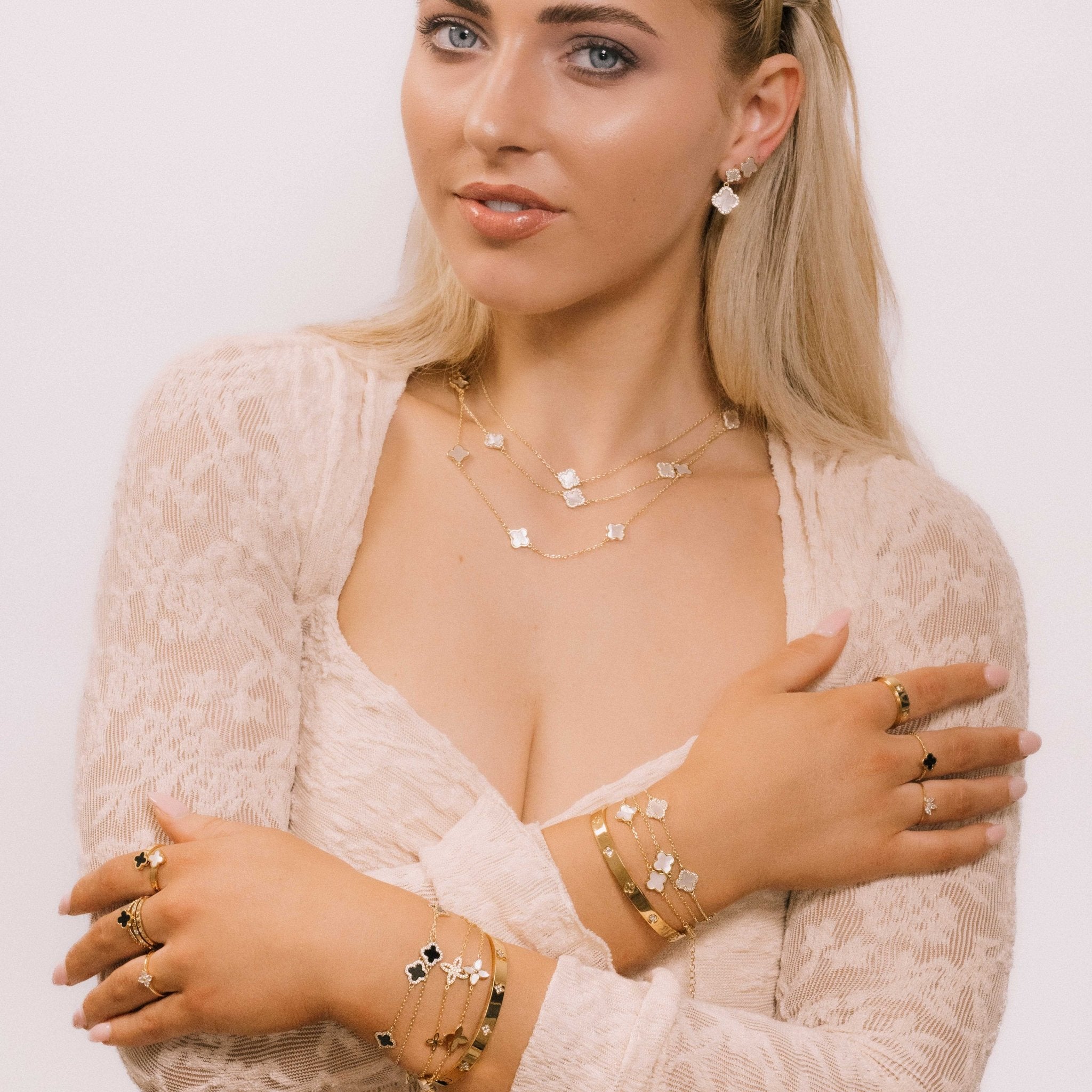 Clover Single MOP Bracelet - Camile & Stone