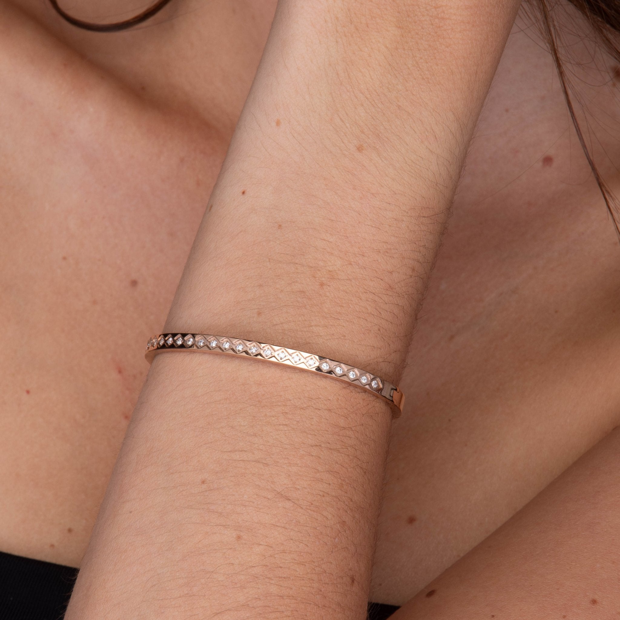 Florence Sapphire Hinged Bangle Bracelet - Camile & Stone