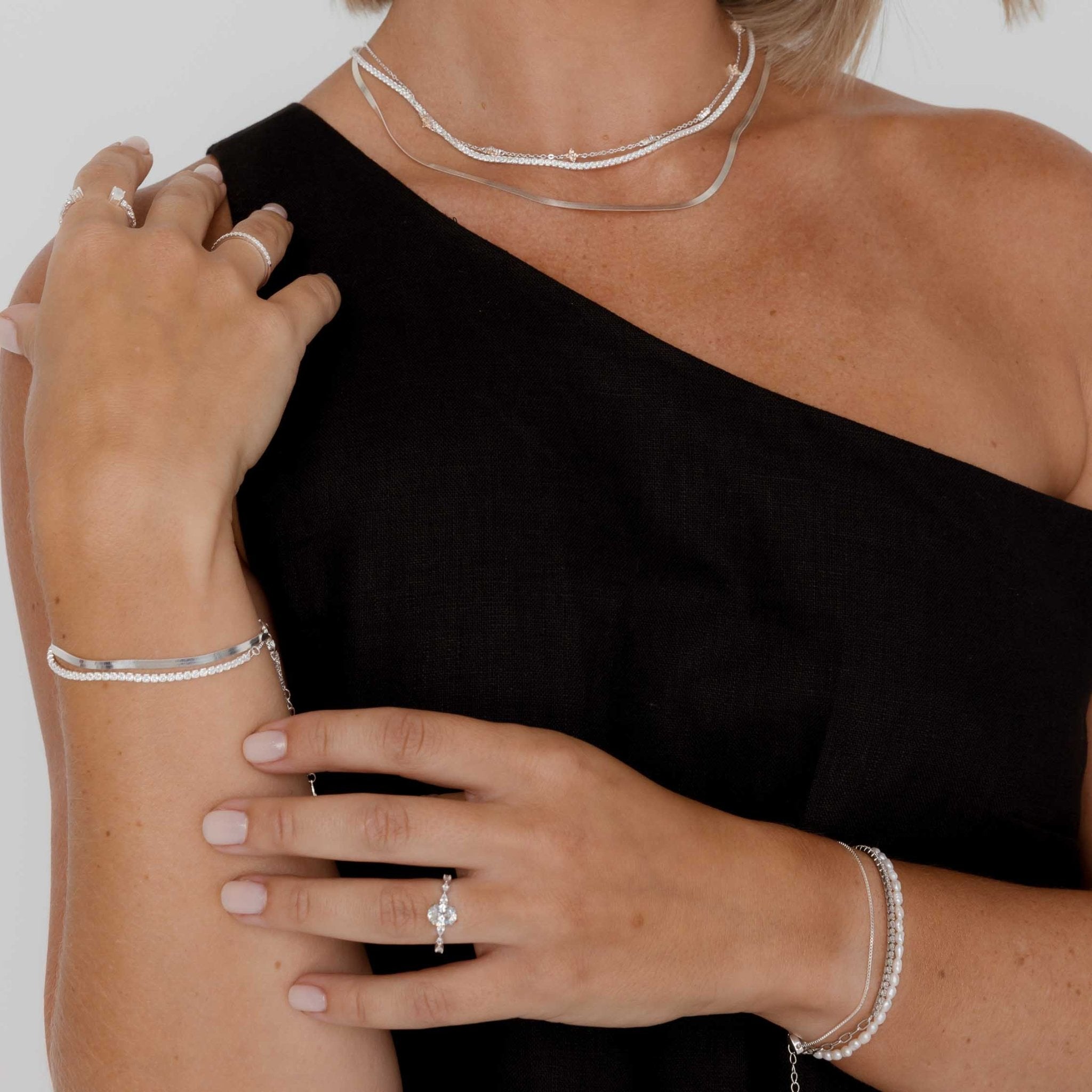Mini Pearl Stacking Bracelet - Camile & Stone