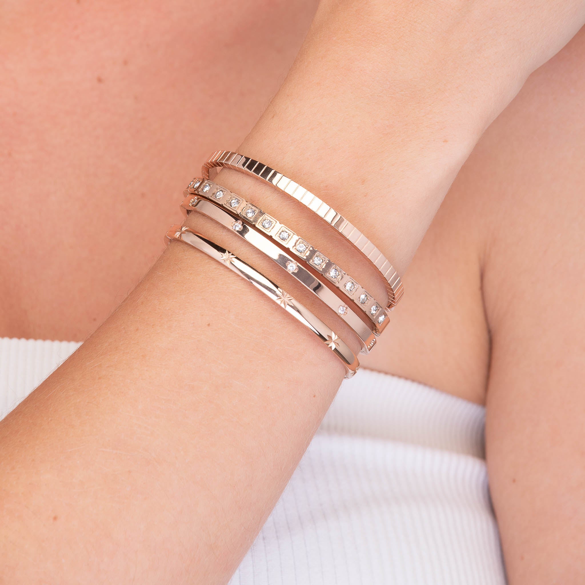 Slim Clover Zirconia Hinged Bangle Bracelet - Camile & Stone