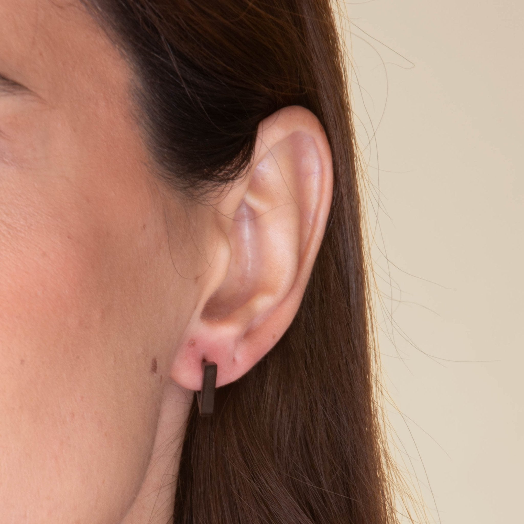 Unisex Triangle Hoop Earrings - Camile & Stone