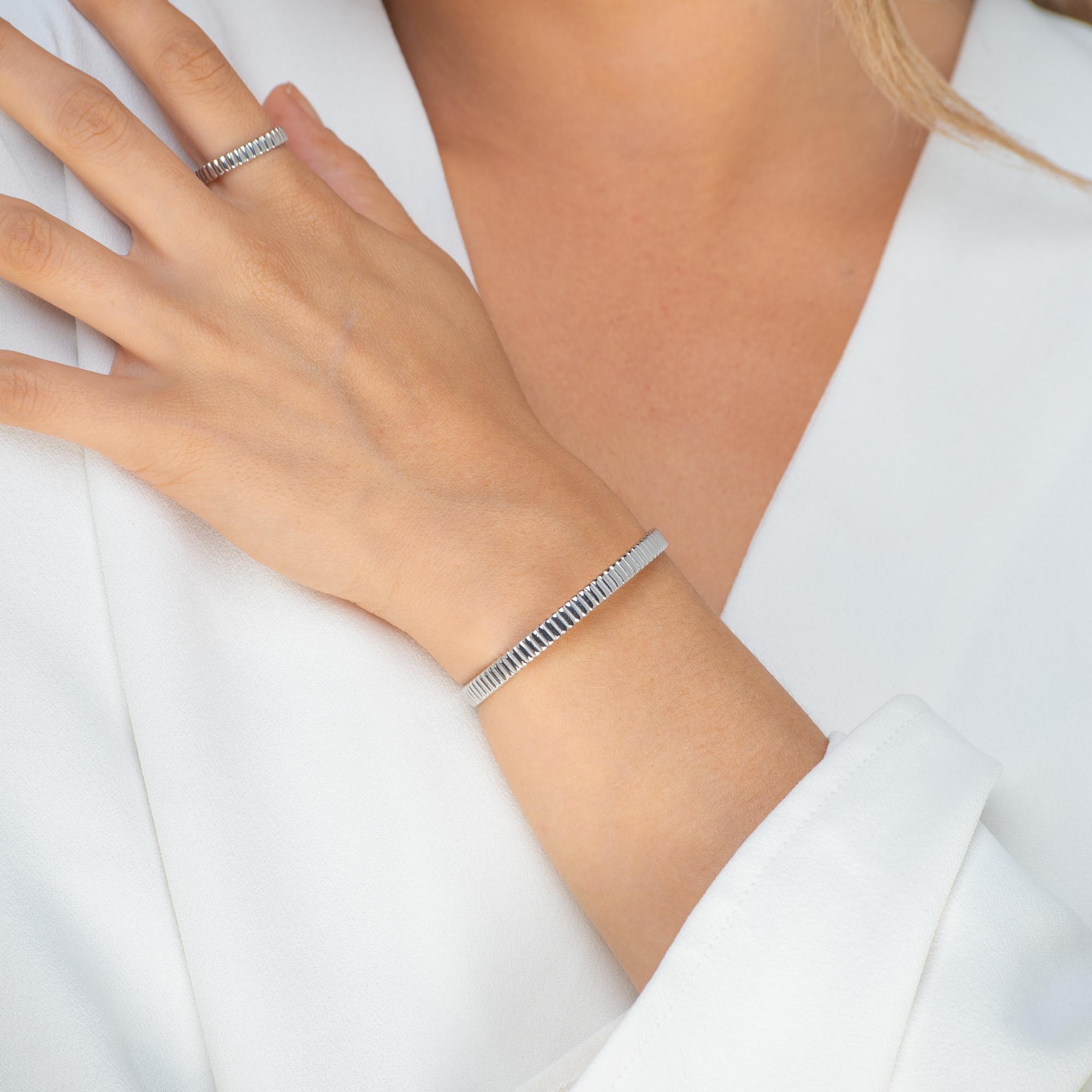 Ridges Cuff Bangle Bracelet - Camile & Stone