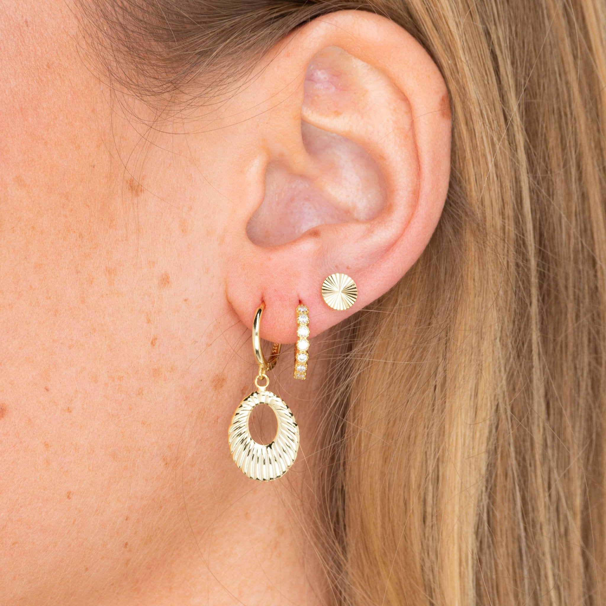 Sunbeam Disc Stud Earrings - Camile & Stone